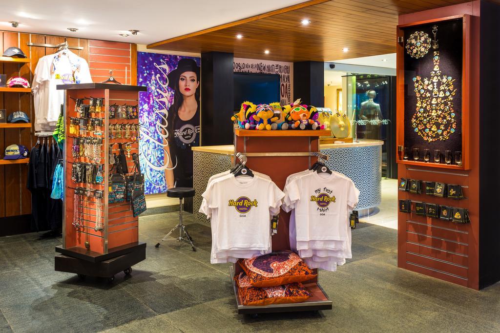 Hard Rock Hotel Goa Calangute Exteriér fotografie The gift shop at Hard Rock Cafe, Pattaya