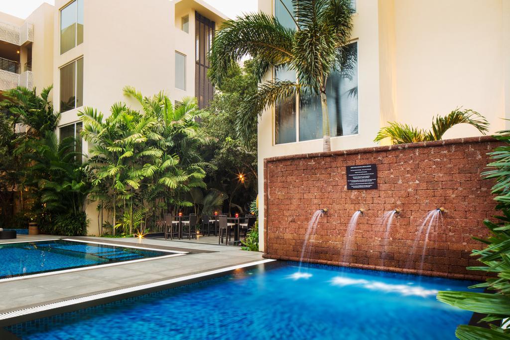 Hard Rock Hotel Goa Calangute Exteriér fotografie The swimming pool at the hotel